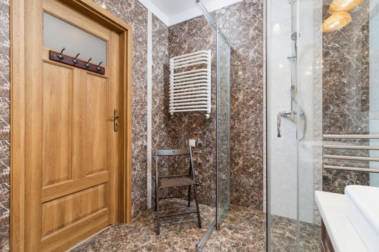 Deluxe Apartments Krakow Brzozowa By Noclegi Renters Exterior photo