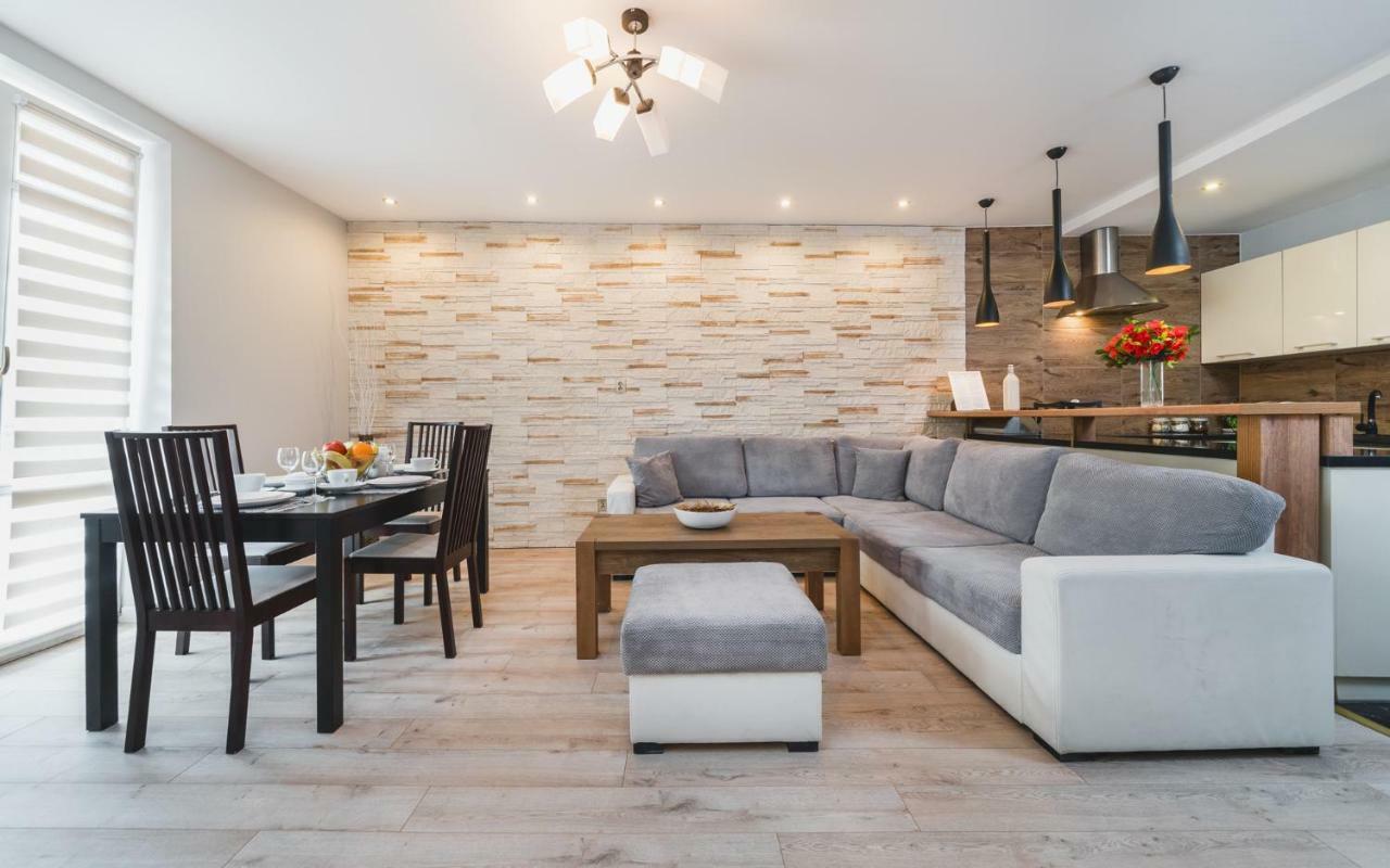 Deluxe Apartments Krakow Brzozowa By Noclegi Renters Exterior photo