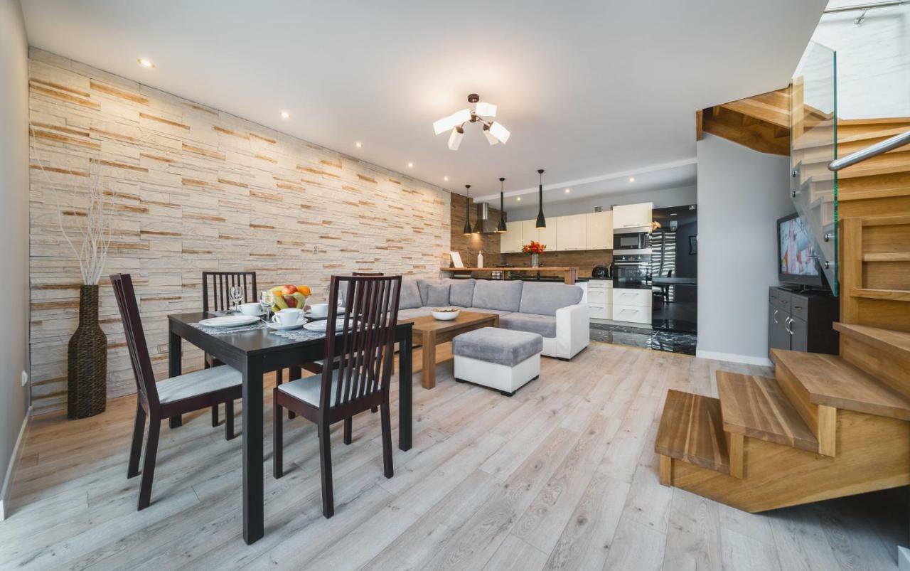 Deluxe Apartments Krakow Brzozowa By Noclegi Renters Exterior photo