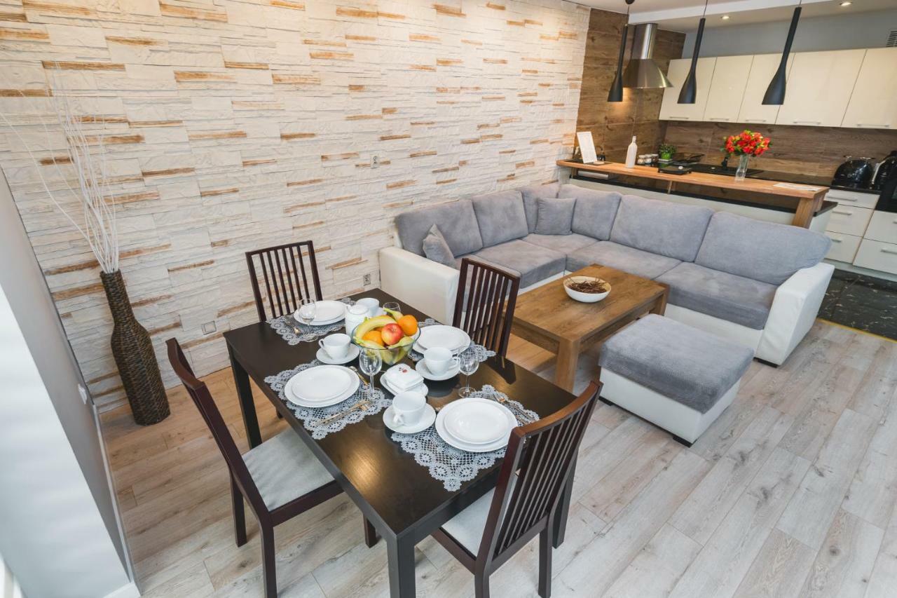 Deluxe Apartments Krakow Brzozowa By Noclegi Renters Exterior photo